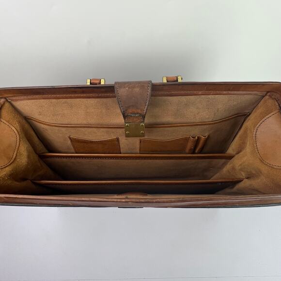 Hartmann Tan Belting Leather Gladstone Style Lawyers Briefcase Attache Collect. - Picture 16 of 16
